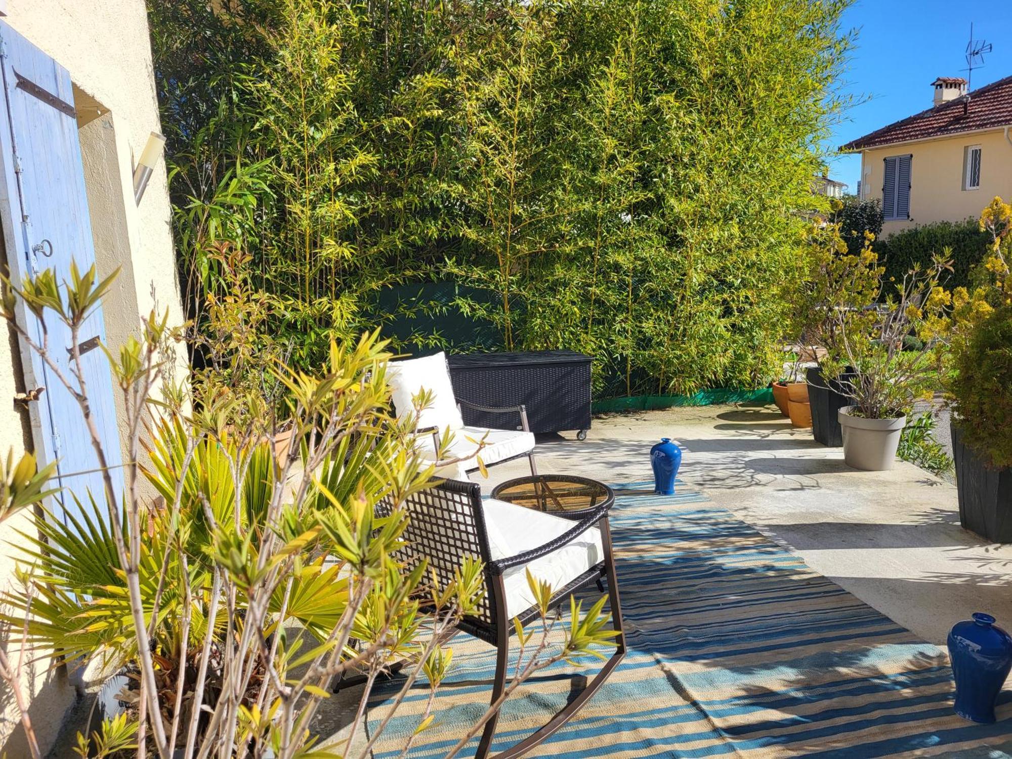 Studio Independant Avec Terrasse A Juan Les Pins 앙티브 외부 사진